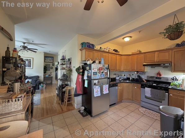 15 Bonair St #1A