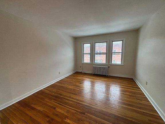 4th image of 2331-2333 Niskayuna Dr #2331-11