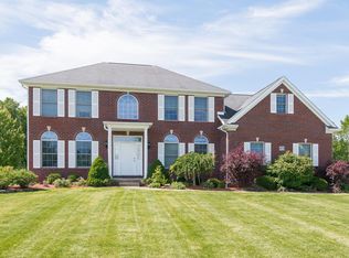 8771 Millcreek Dr, East Amherst, NY 14051