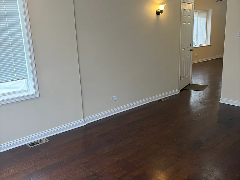 9022 S Justine St #1 — Photo 4