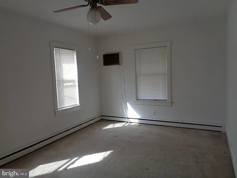 314 Victoria St — Photo 19