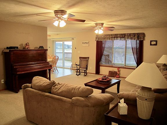 5th image of 4030 Indianhead Dr