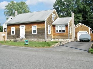 25 Myrtle St, Cumberland, RI 02864