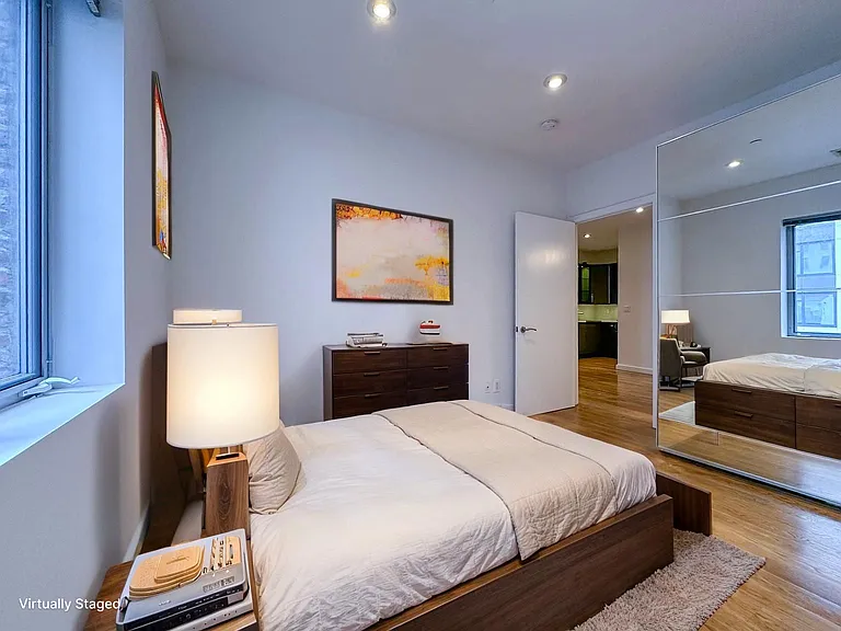 210 E 35th St #6B — Photo 3