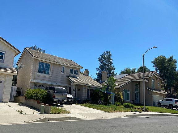 3rd image of 26746 Caravan Cir