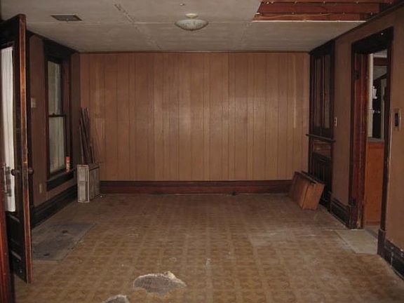 5th image of 527 N Poplar St