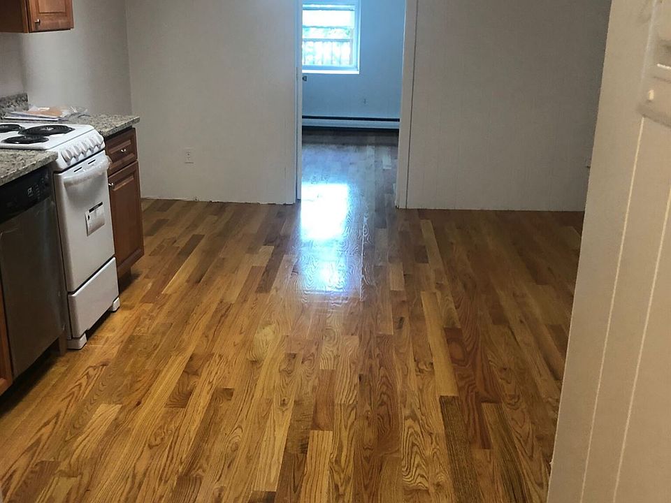 landlord_unit_photo_56431221_4