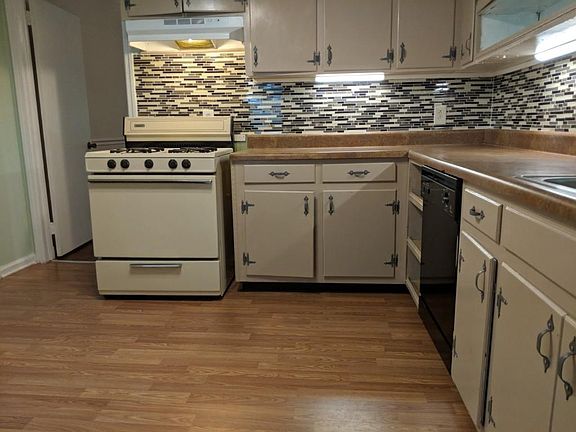 5th image of 114 Wildwood Cir