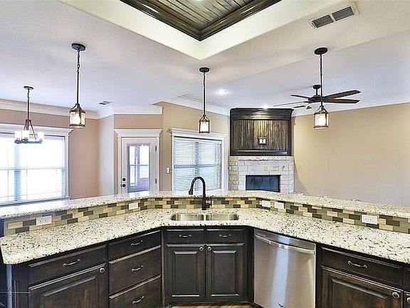 4th image of 7420 Tuscany Dr