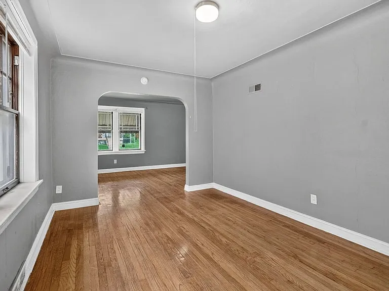 5920 Ferris Ave — Photo 1