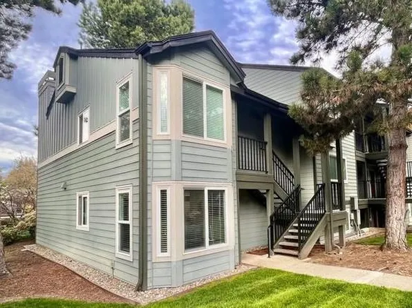 11112 NE 124th Ln APT D113, Kirkland, WA 98034