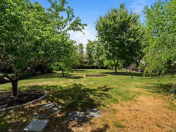 2nd image of 13231 Centennial Cmns