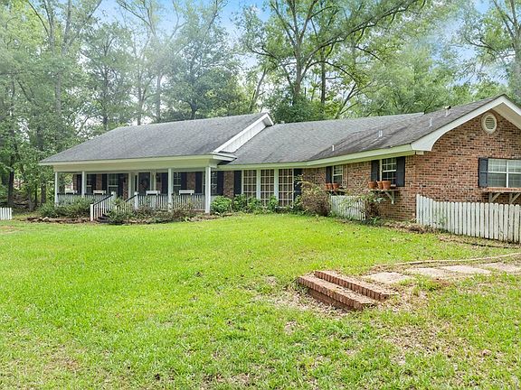 2nd image of 265 Burt Dr