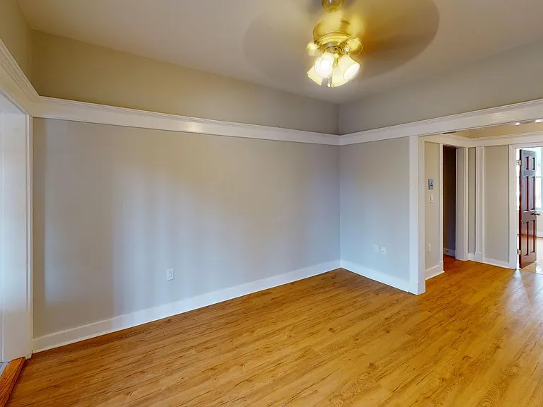 8 Farrington Ave #8A — Photo 29
