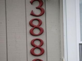 3889 Conroy Trl, Inver Grove Heights, MN 55076