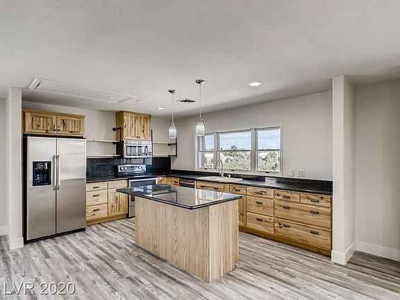 4th image of 1404 San Felipe Dr