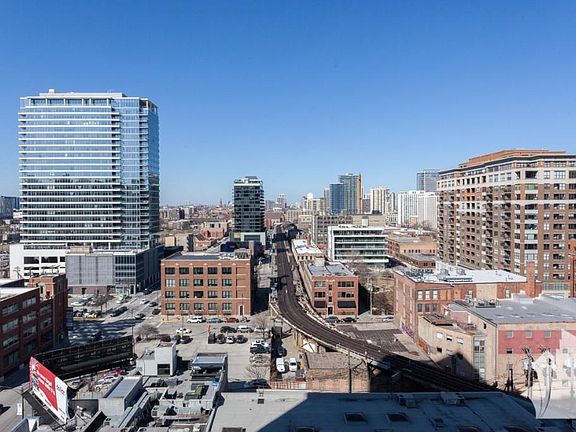 5th image of 757 N Orleans St #1218