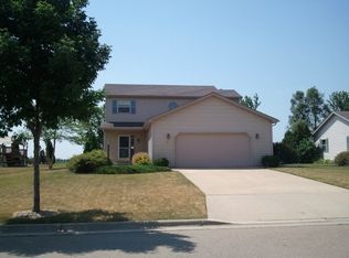 1331 Swordleaf Ln, Sun Prairie, WI 53590