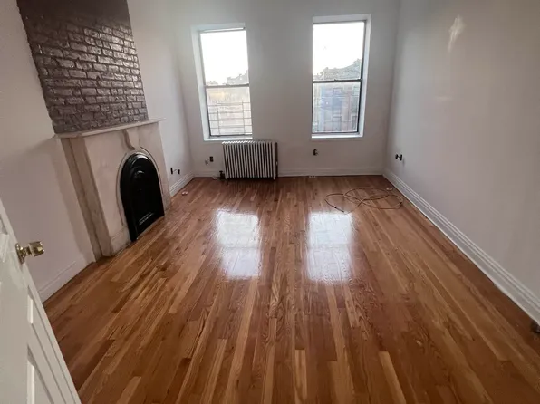 692 Ninth Avenue image 1 of 6