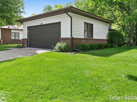 3rd image of 2156 Wildfield Dr NE