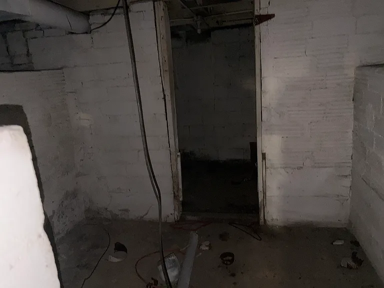 1513 S Livingston St — Photo 24