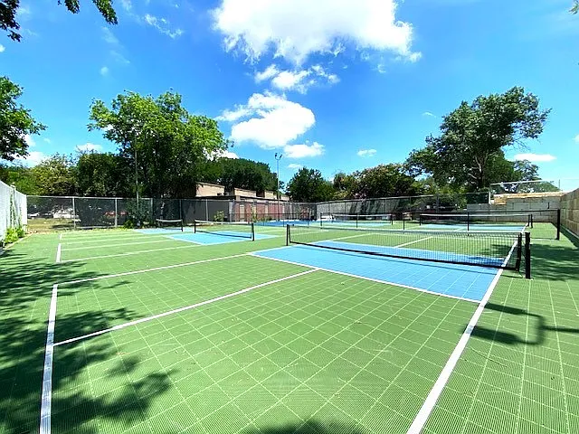 Pickleball Courts!