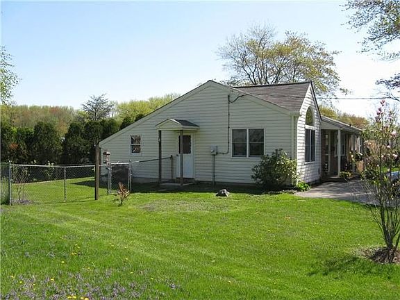 Side View of Home w/Private Entrance