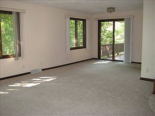 3rd image of 3133 Arbor Oaks Dr