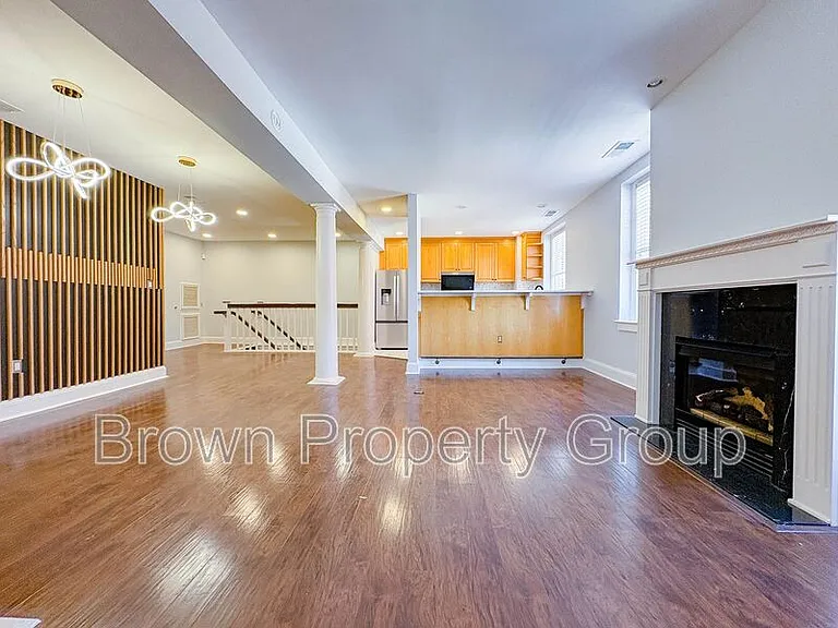123B Anderson St — Photo 8