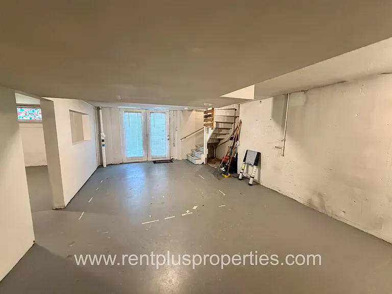 9001 McNulty Dr — Photo 21