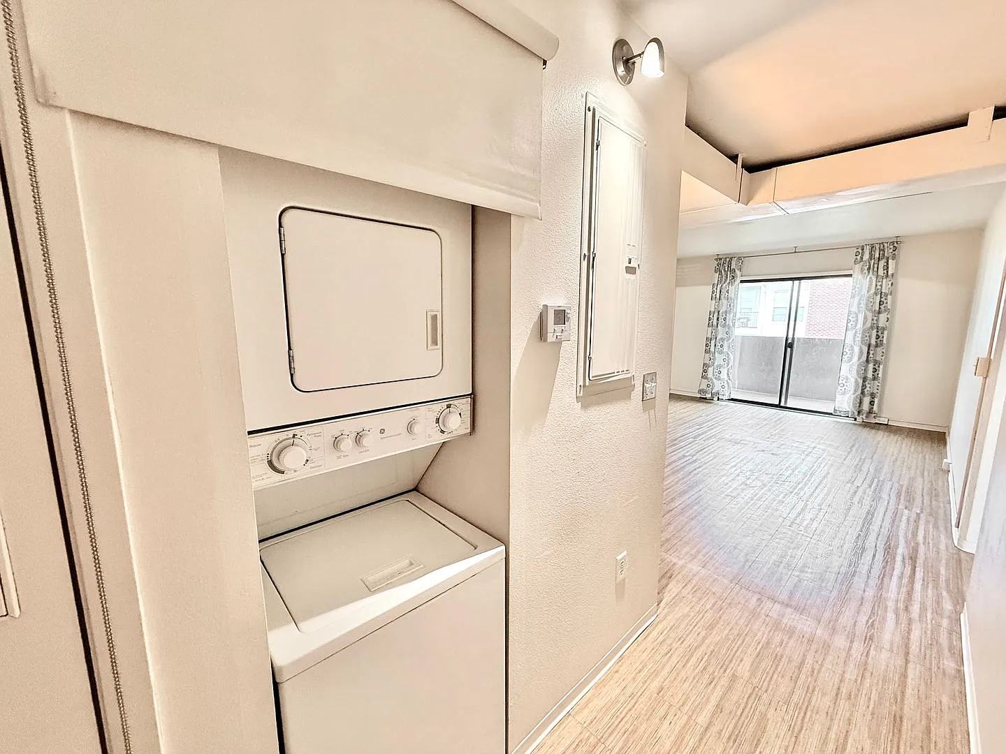 4 Bedroom Condo Near LSU with Pool, Gated Access & Tiger Trails — Photo 3