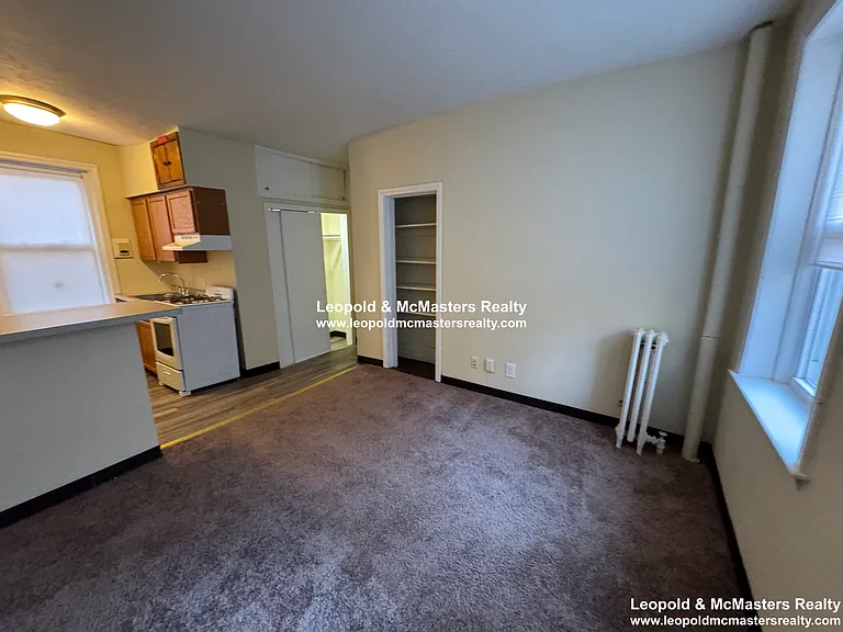 Kelton Street Apartments — Photo 28