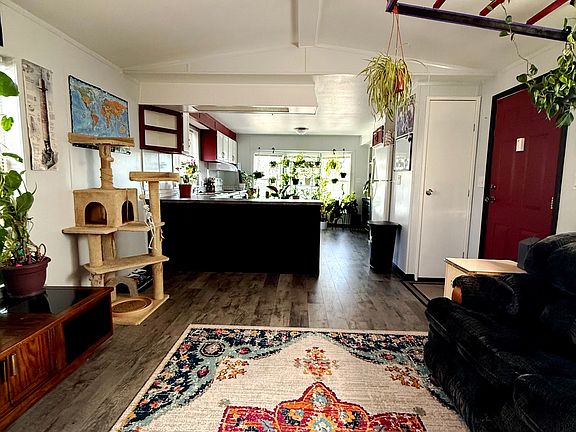 5th image of 350 W 800 S