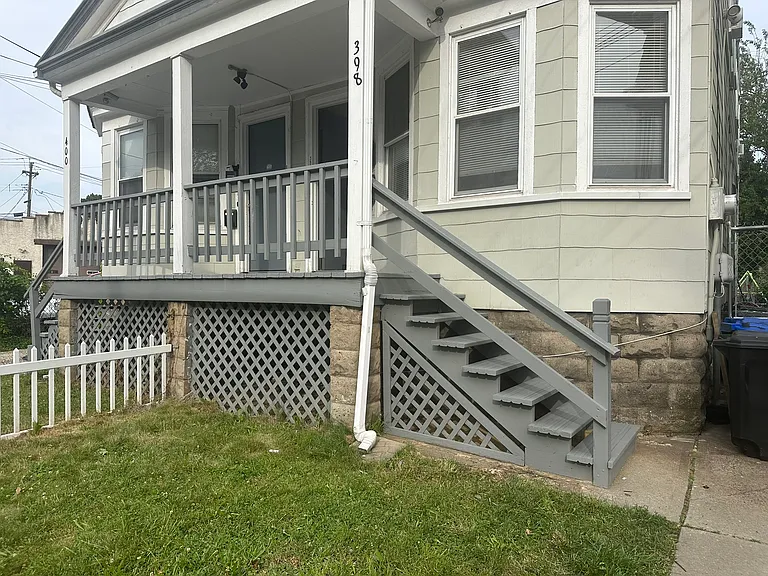 398 Bradford St #1 — Photo 2