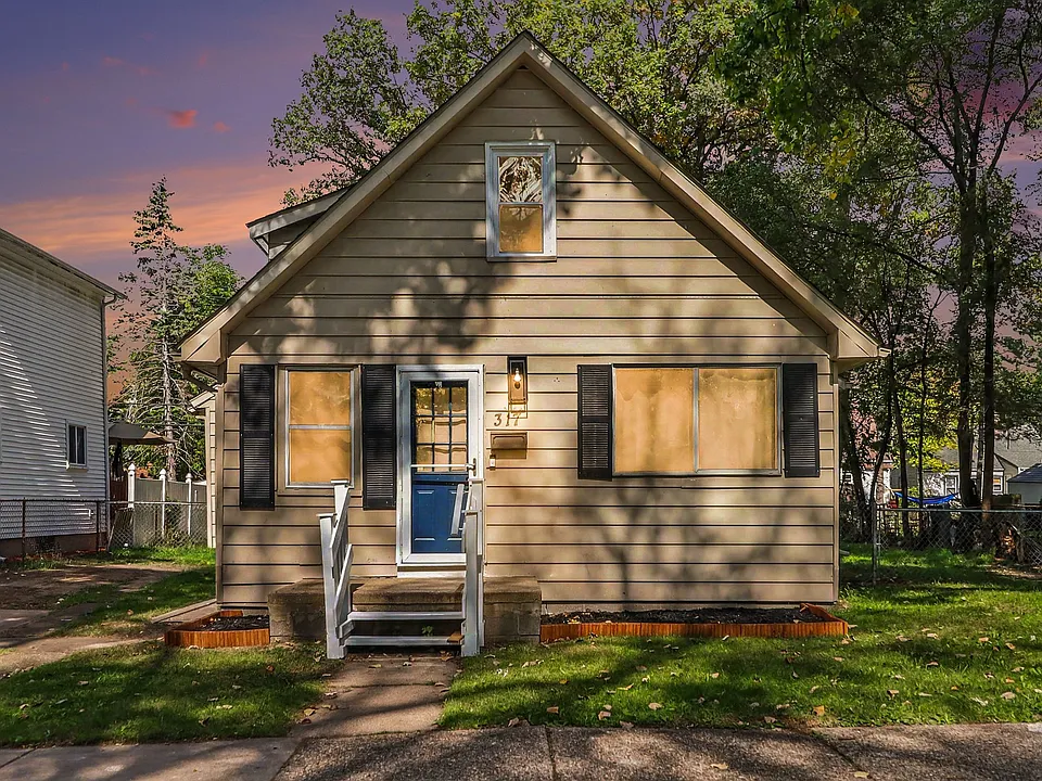 317 E Madge Ave