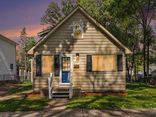 317 E Madge Ave, Hazel Park, MI 48030