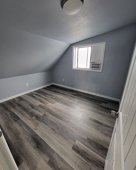 1st image of 328 S 2nd St