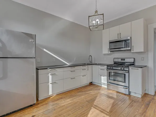 319 26th Street image 1 of 7
