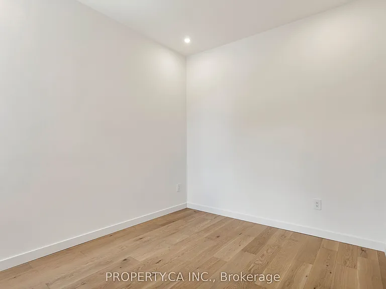 301 Keele St #1 — Photo 16