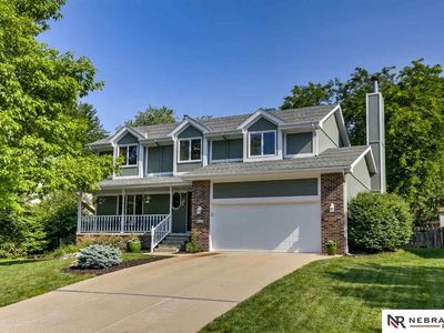 910 Hogan Dr, Papillion, NE, 68046