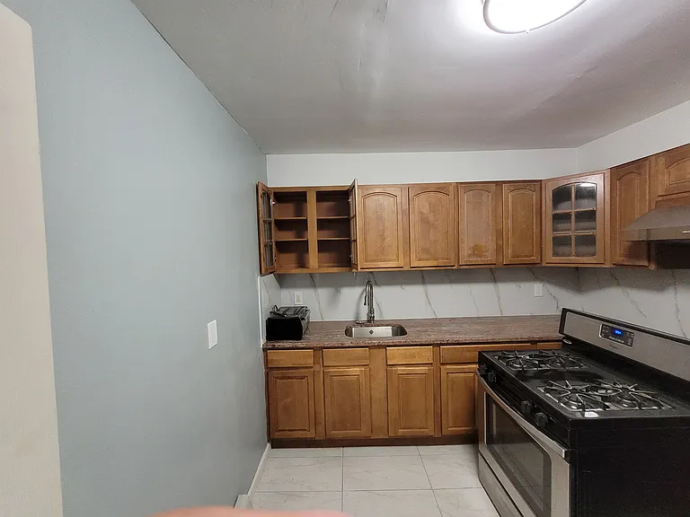 218 Allen Ave — Photo 6