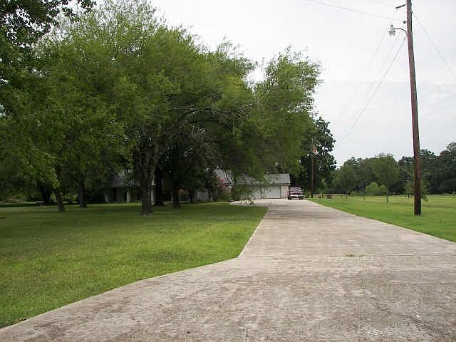 2nd image of 3212 Old Highway 105 E