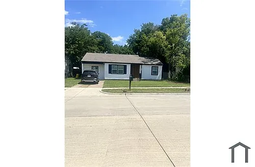1702 Biggs Ter Photo 1