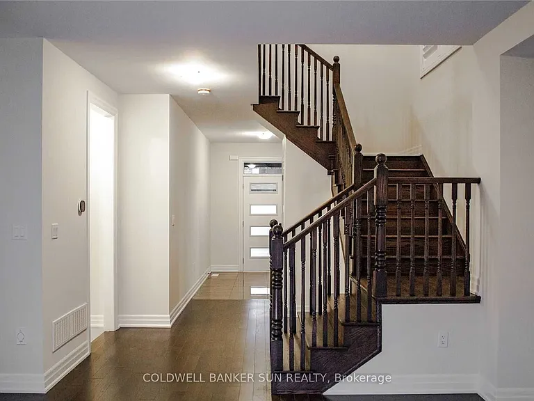 13 Divers Rd — Photo 10