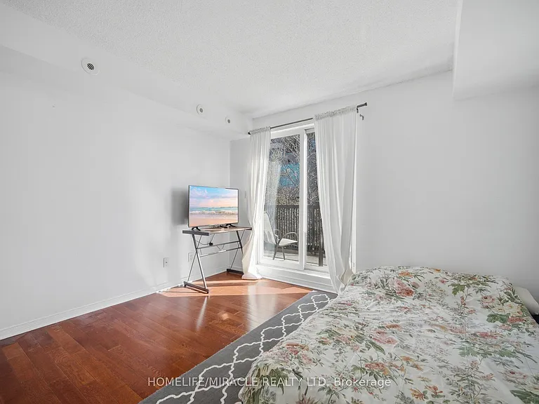 3049 Finch Ave W #2002 — Photo 24