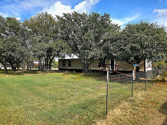 3rd image of 4480 Lake Shore Dr