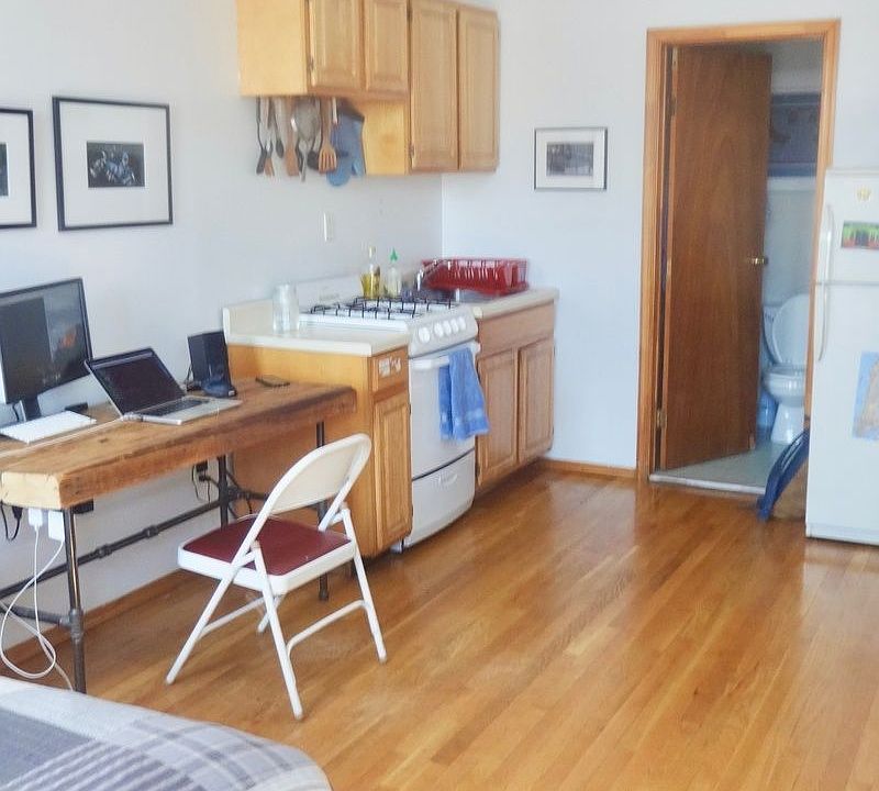 2nd image of 649 Manhattan Ave APT 3A