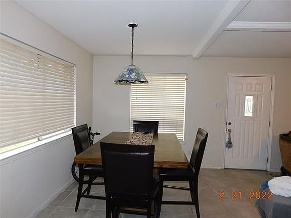 4th image of 1302 Willow Wood Ct