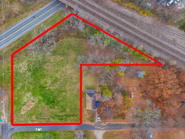 1415 Scott St, Moberly, MO 65270