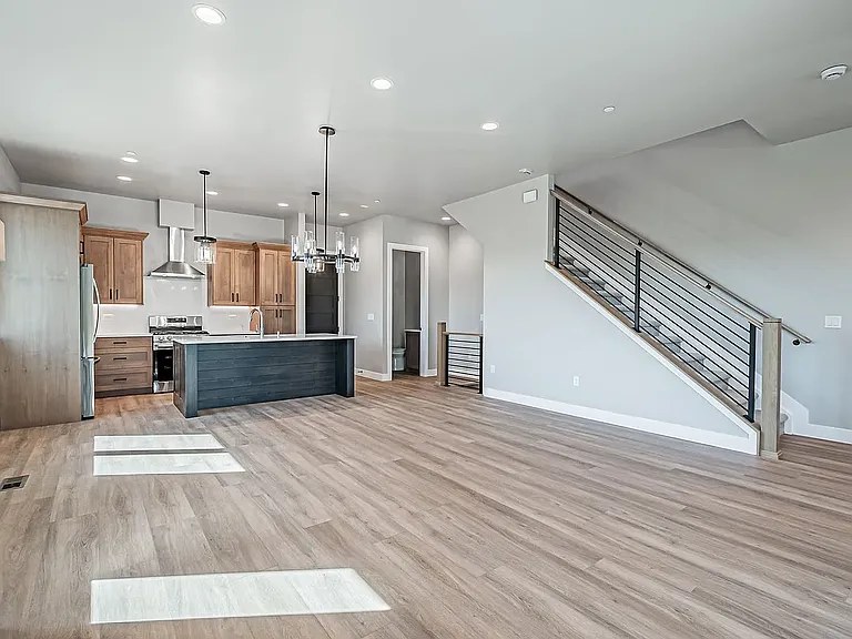 606 Arapahoe St — Photo 10